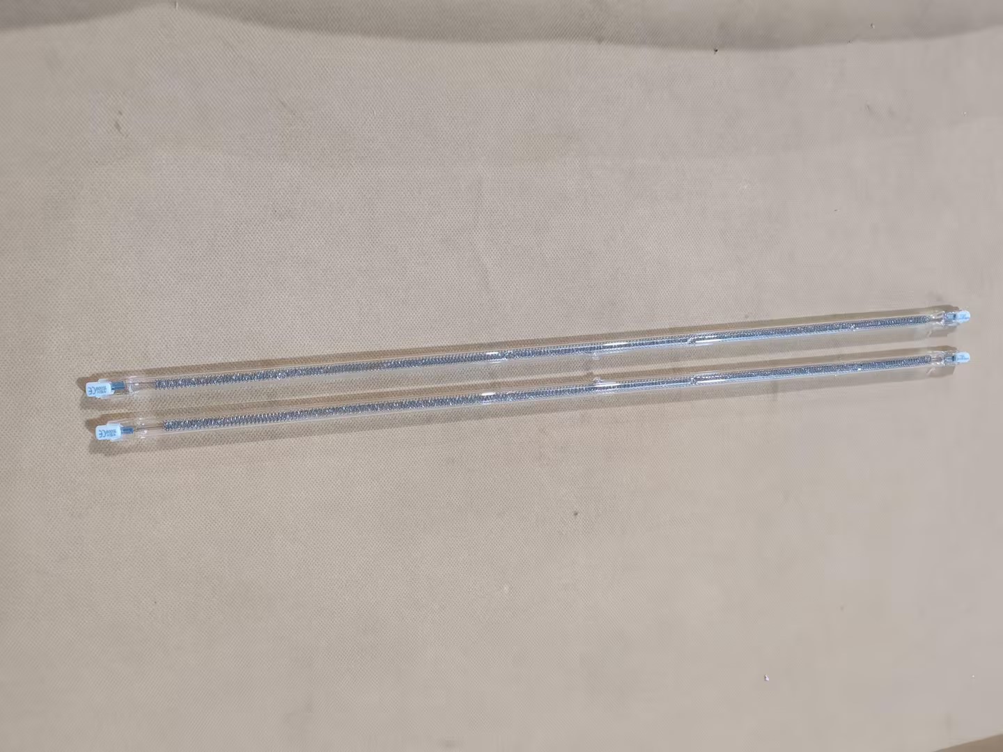 halogenové infračervené topné těleso 473mm 235v 1000w