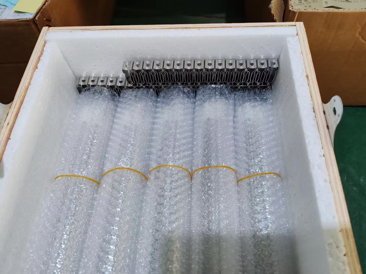 r7s replacing halogen bulb 220v1000w