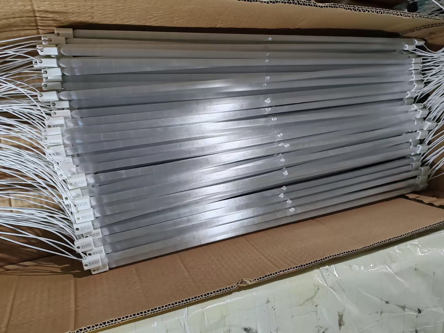 660mm 600W infračervená halogenová žárovka